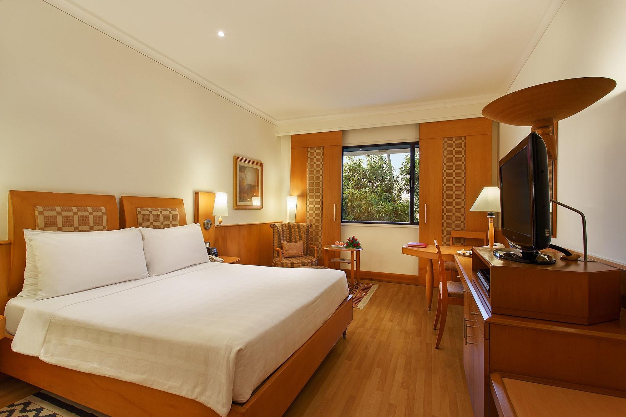 Trident Chennai Otel Dış mekan fotoğraf A room at the Taj Bengal