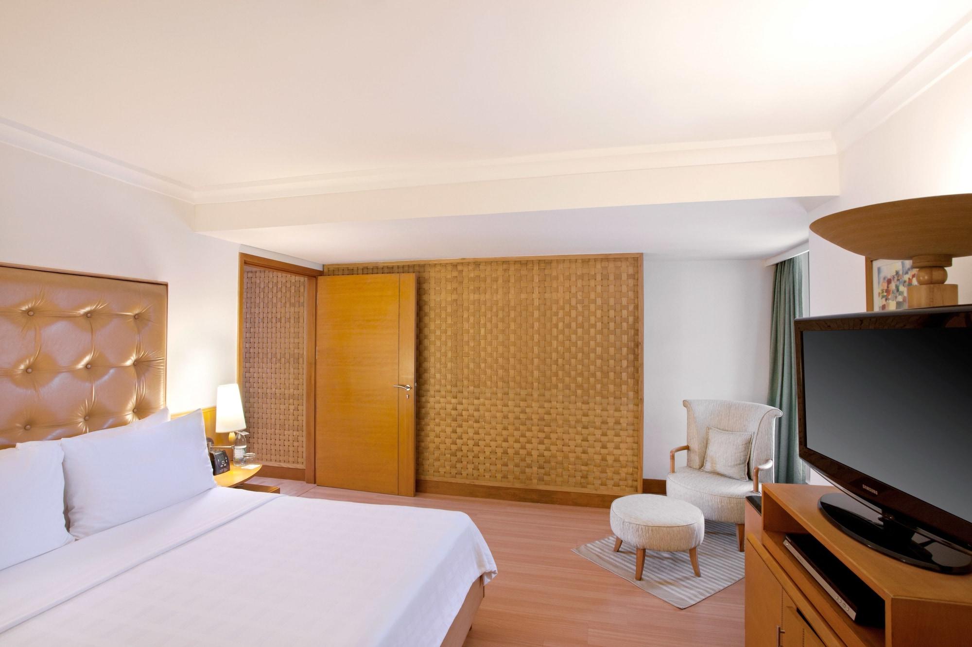 Trident Chennai Otel Dış mekan fotoğraf A bedroom at the hotel