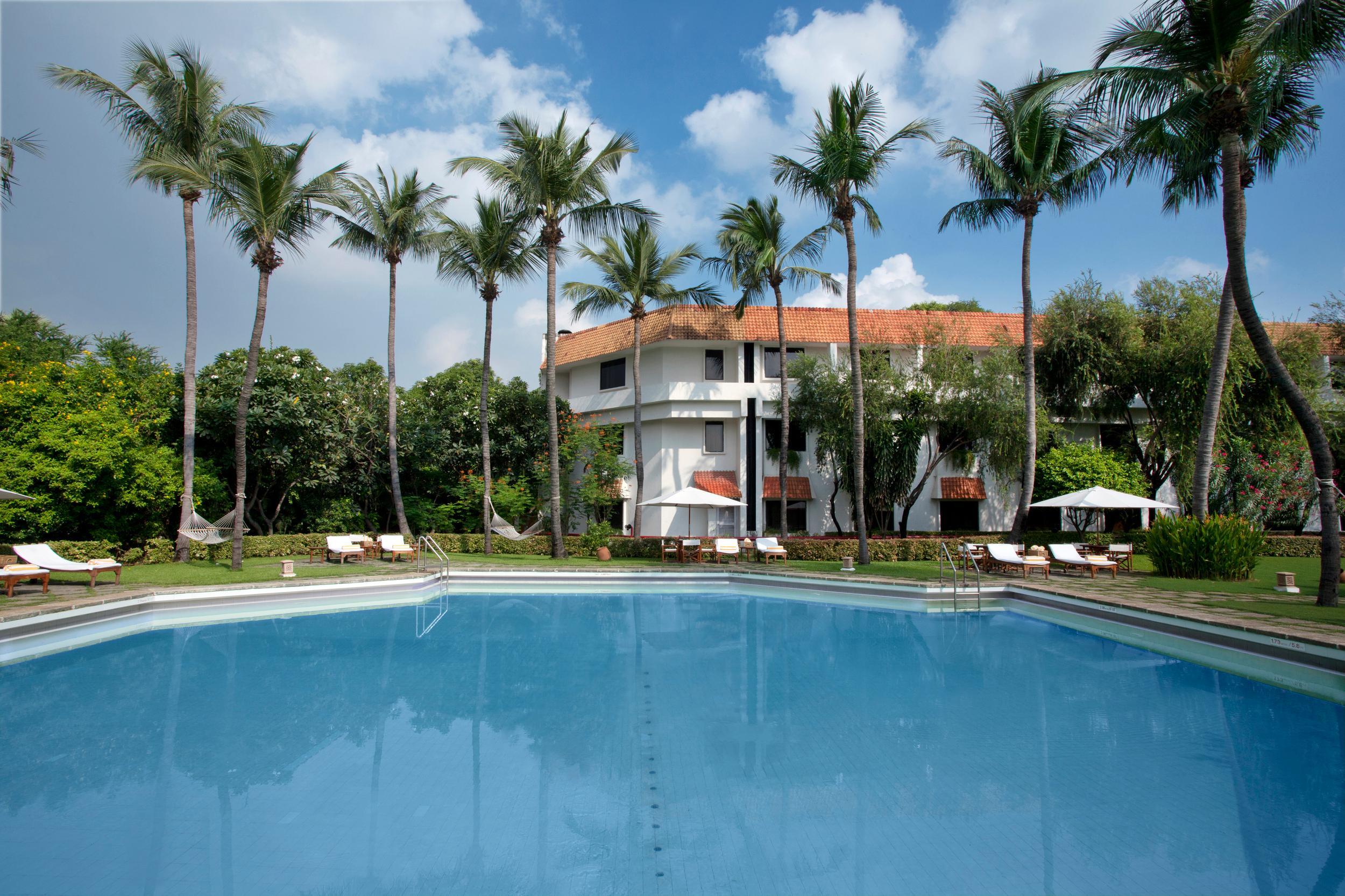 Trident Chennai Otel Konforlar fotoğraf The pool at the hotel