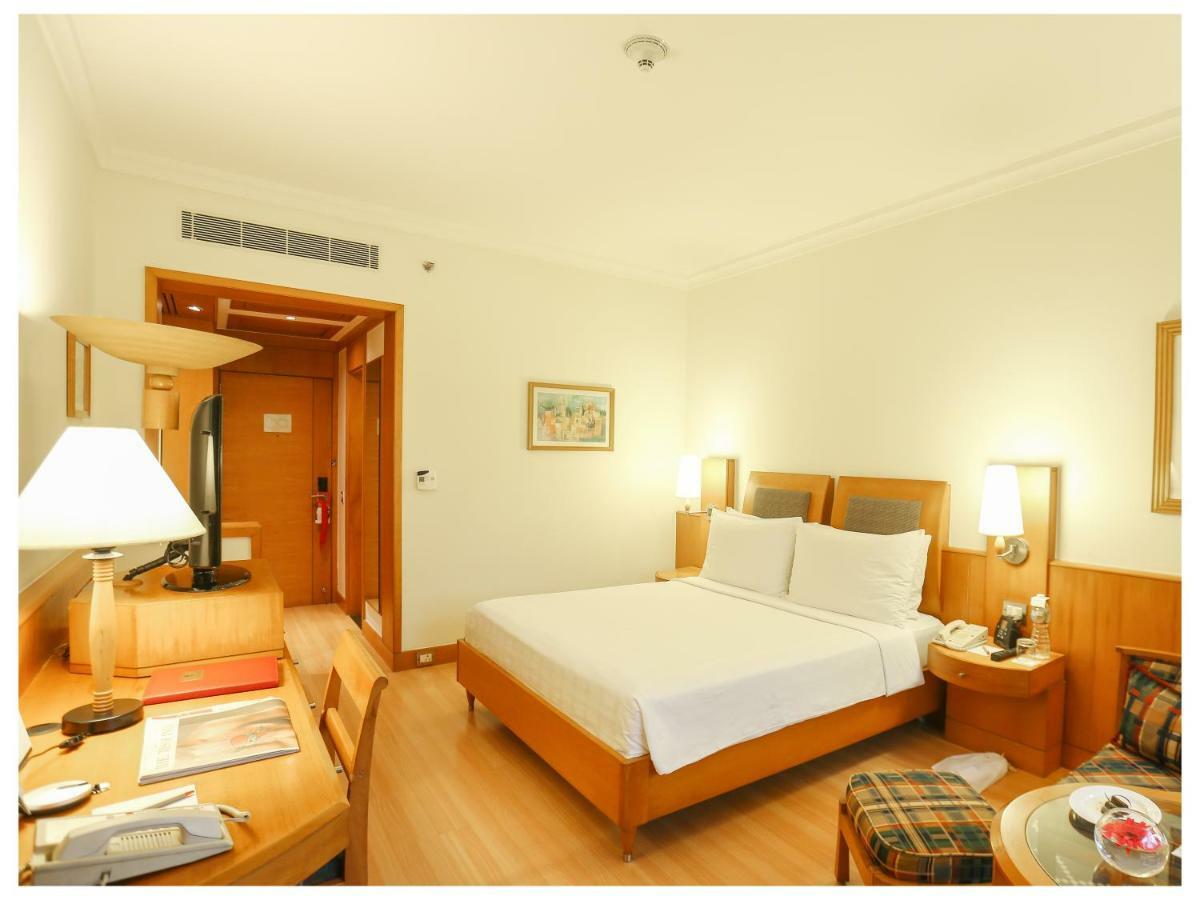 Trident Chennai Otel Dış mekan fotoğraf