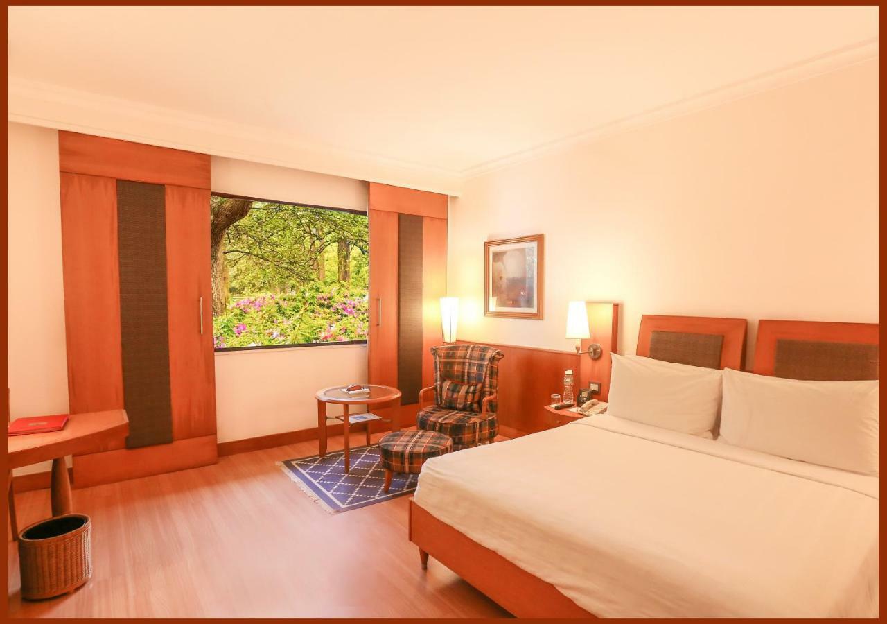 Trident Chennai Otel Dış mekan fotoğraf A room at the Taj Bengal